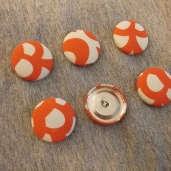 New 6 Coral Pink Off White Abstract Fabric Covered Buttons 1 1/8 inch Embellish - Picture 3 of 4